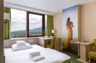 Отель Interferie Sport Hotel Bornit Шклярска-Поремба Небольшой двухместный номер с 1 кроватью-2